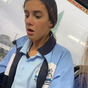 Meet your Posher, Mia